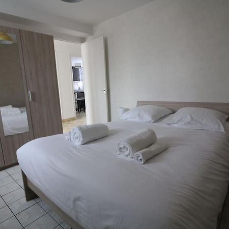شقة Joli T3 Renove / Wifi / Grand Parking La Couronne  المظهر الخارجي الصورة